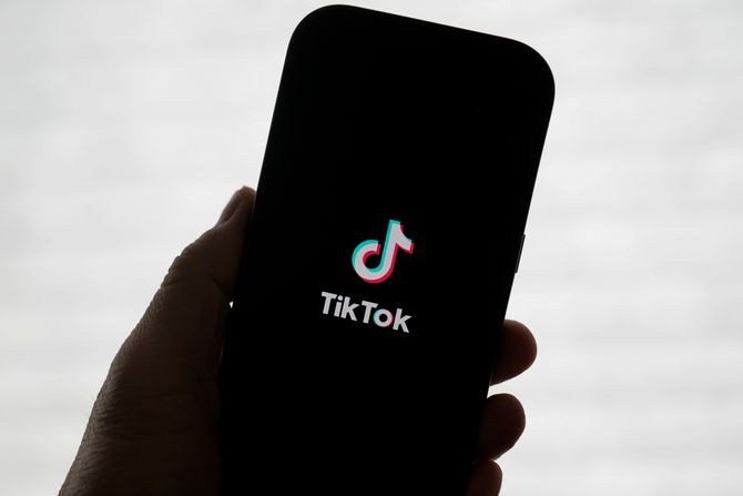 TikTok logo