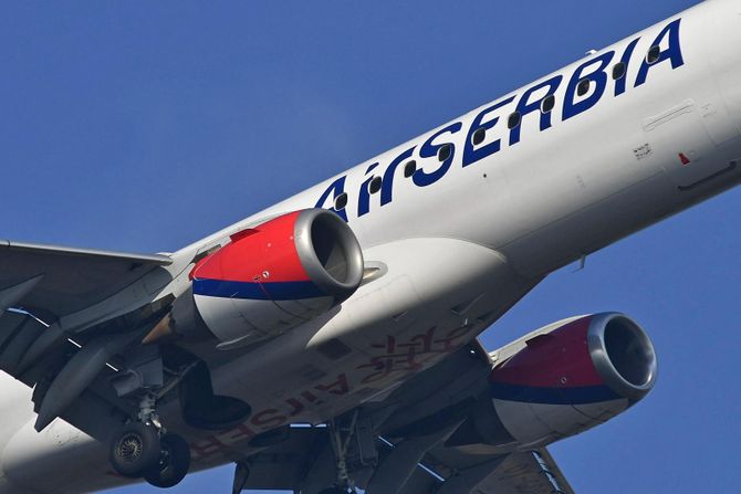 Air Serbia Embraer E190 E195 avion