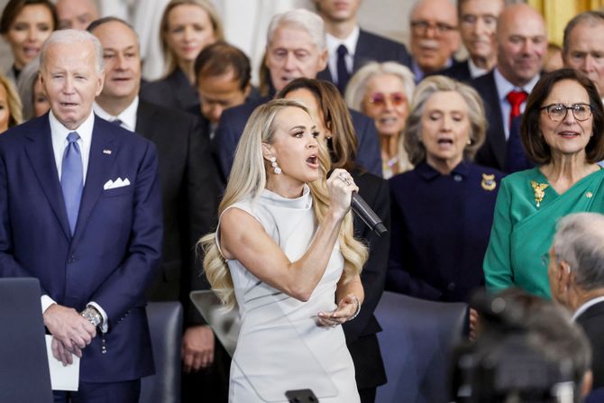 Keri Andervud zapevala na inauguraciji Keri Andervud zapevala na inauguraciji