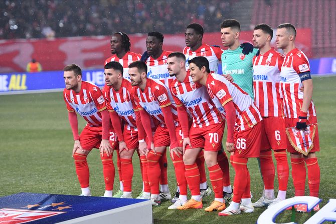 FK Crvena zvezda FK PSV