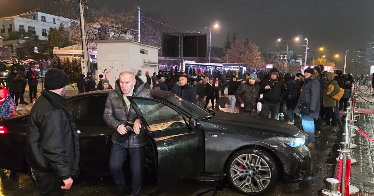 Džajić i Radujko će pratiti Zvezdu: Evo kako su stigli na stadion "Rajko Mitić"