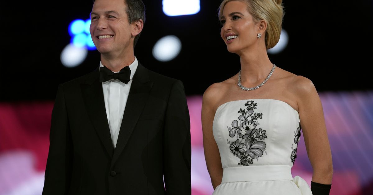 Iz ovoga se vidi da se Ivanka razume u modu i bolje od Melanije: Odala počast preminuloj divi u ovoj haljini