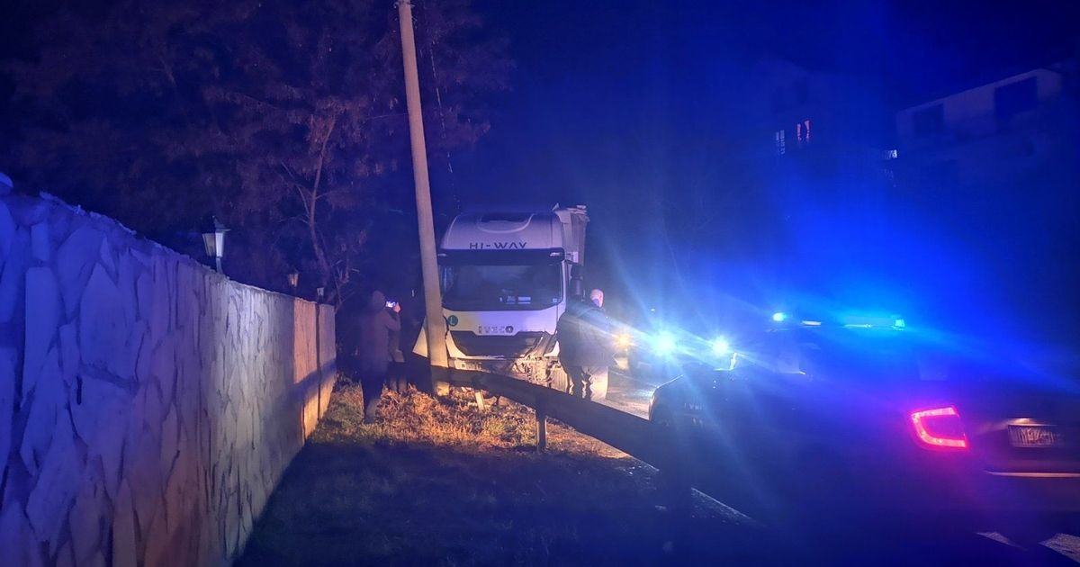 Detalji jezive nesreće kod Čelebića: Kamiondžija pokušao sve da izbegne sudar u kom je poginulo dvoje dece