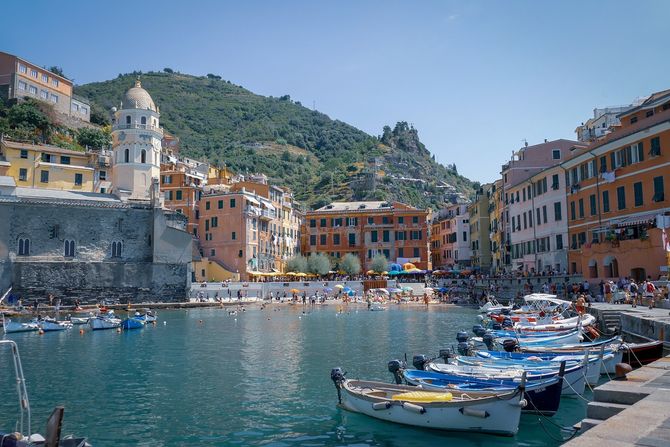 Italija, plaža, grad, obala Italija, plaža, grad, obala