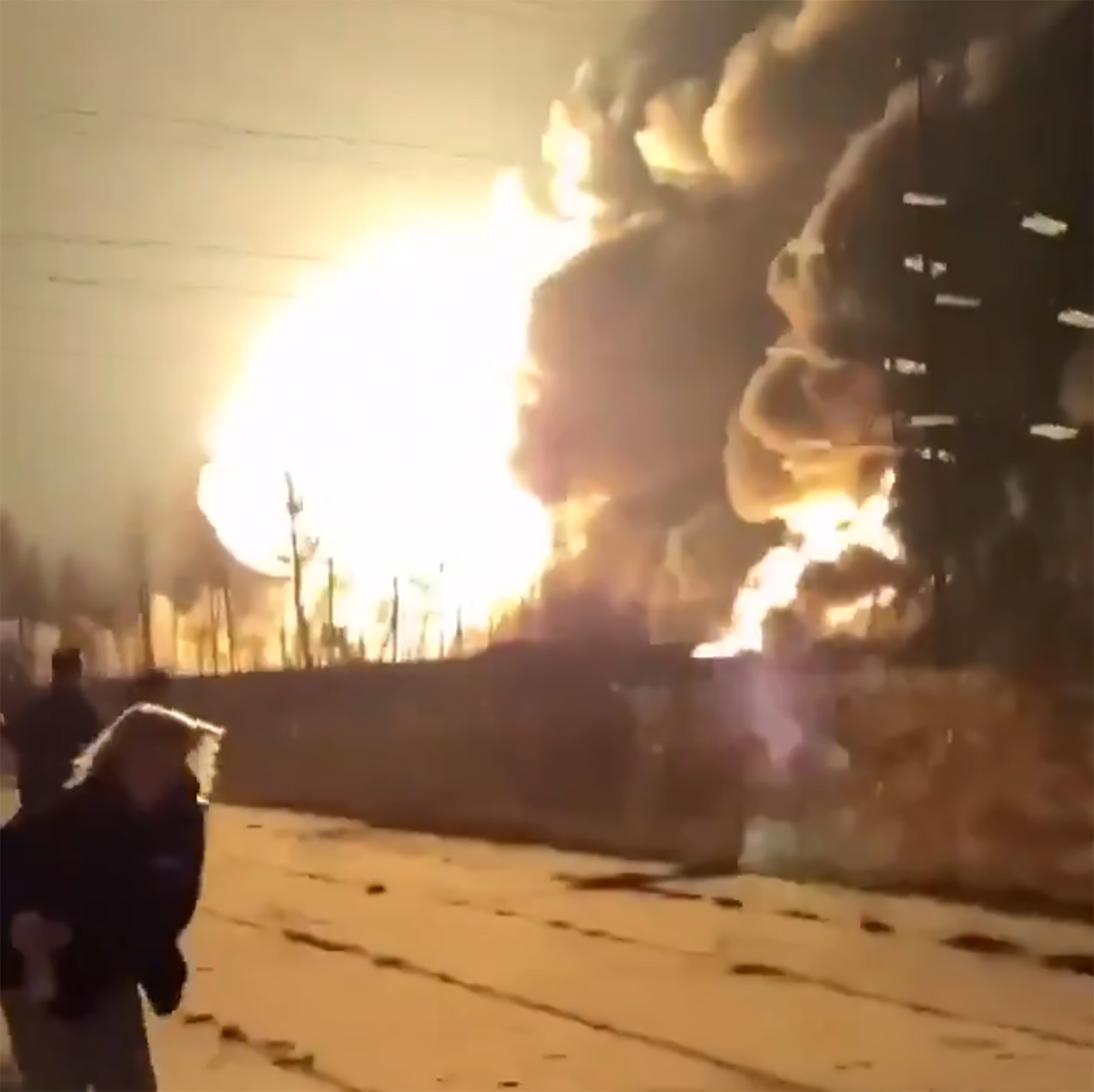 Ukrajina napala rafineriju u Rusiji, tvrdi da je oštećena ključna infrastruktura