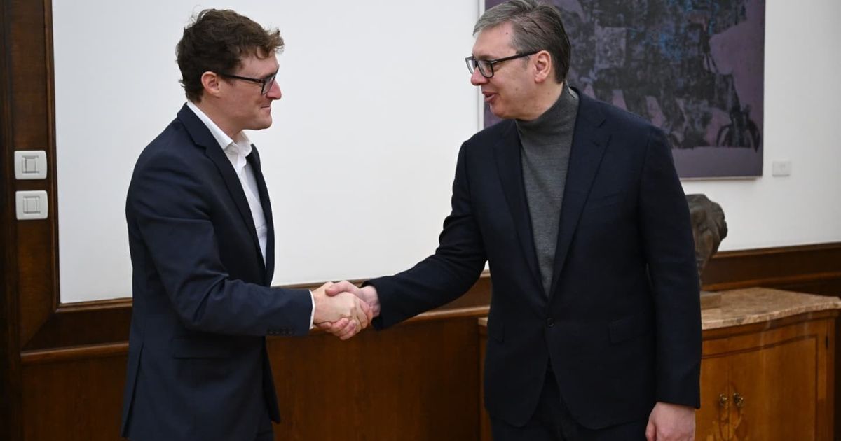 Vučić razgovarao osnivačem svetske konferencije Vebsamit o mogućnosti da Srbija bude njen domaćin