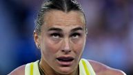 Šok u finalu AO! Sabalenka ostala bez treće uzastopne titule, Kiz posle velike drame uzela trofej u Melburnu