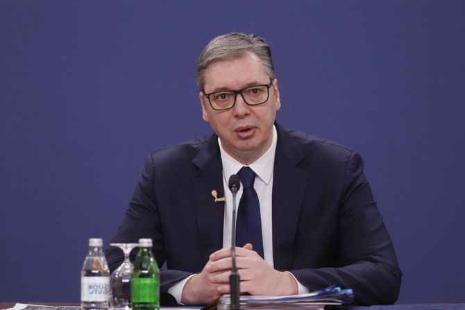 Aleksandar Vučić obraćanje studenti