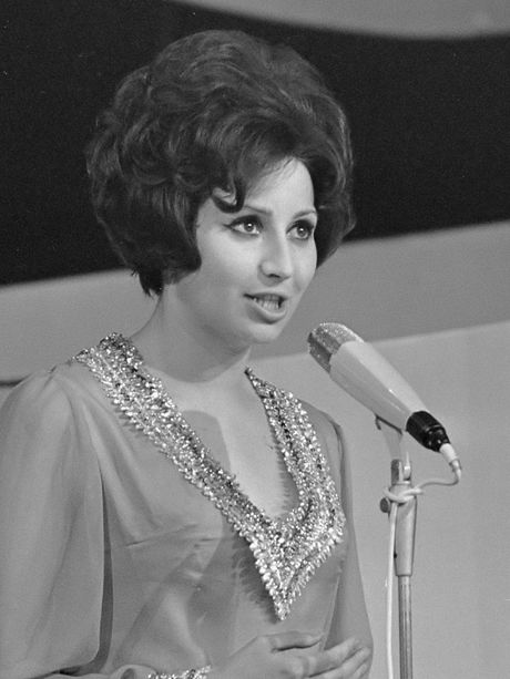 Helga Vlahović Helga Vlahović