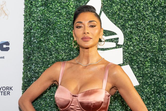Nicole Scherzinger, Nikola Šerzinger Nicole Scherzinger, Nikola Šerzinger