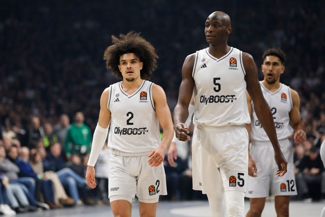 KK Partizan - KK Pariz KK Partizan - KK Pariz