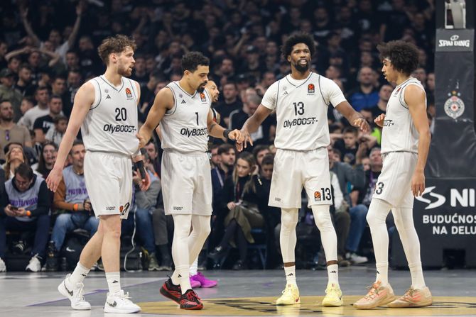 KK Partizan - KK Pariz KK Partizan - KK Pariz