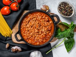 bolonjeze, bolonjeze sos, italijanska kuhinja, sos, testenina