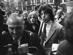 Merijen Fejtful i Mik Džeger