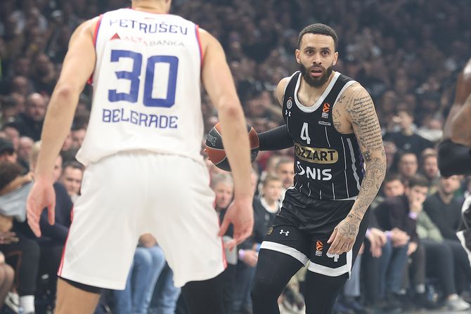 Dvejn Vašington, KK Partizan, KK Crvena zvezda