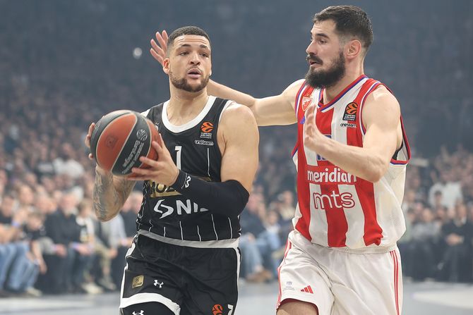 Nikola Kalinić, Ife Lundberg, KK Crvena zvezda, KK Partizan Nikola Kalinić, Ife Lundberg, KK Crvena zvezda, KK Partizan