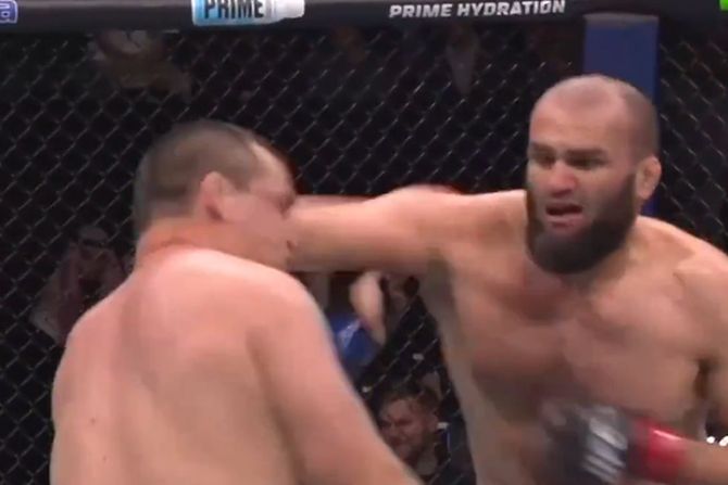 Šamil Gazijev - Tomas Pitersen, UFC Rijad