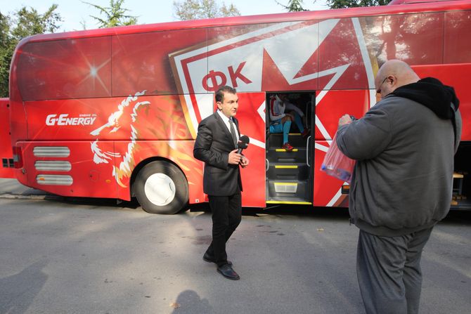 FK Crvena zvezda, autobus