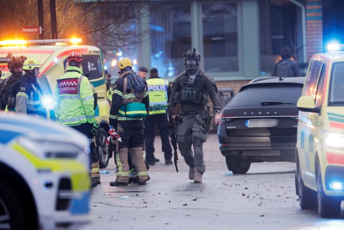 Švedska, policija, napad