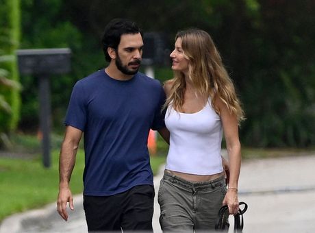 Žizel Bundšen, Gisele Bundchen, Joaquim Valente Žizel Bundšen, Gisele Bundchen, Joaquim Valente
