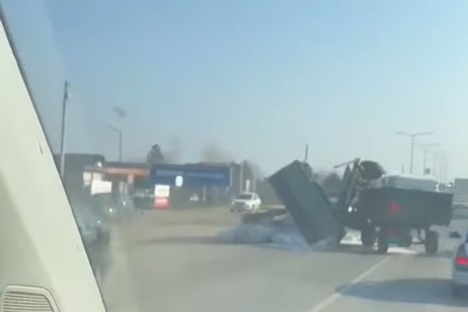 traktor, Novi Sad traktor, Novi Sad