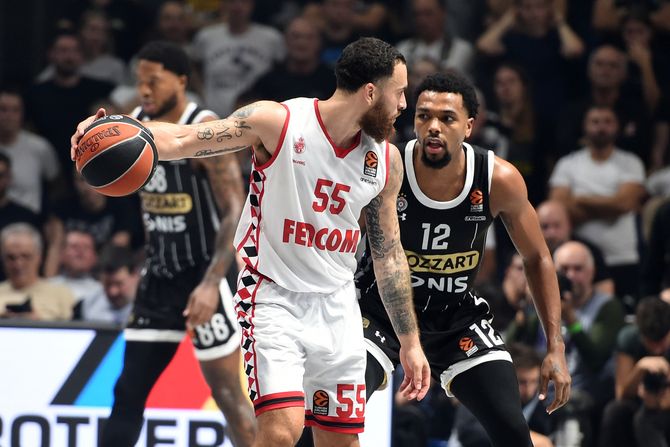Majk Džejms i Sterling Braun (KK Monako - KK Partizan) Majk Džejms i Sterling Braun (KK Monako - KK Partizan)