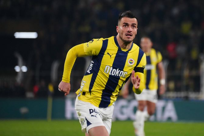 Filip Kostić Filip Kostić