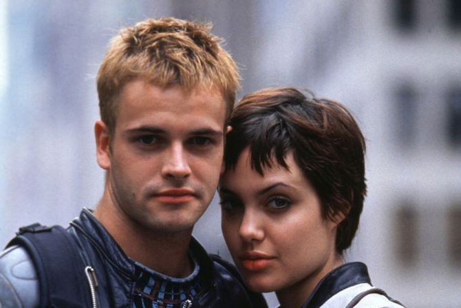 Jonny Lee Miller and Angelina Jolie Jonny Lee Miller and Angelina Jolie
