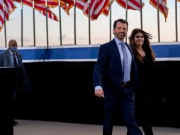 Kimberli Gilfoj i Donald Tramp Mlađi