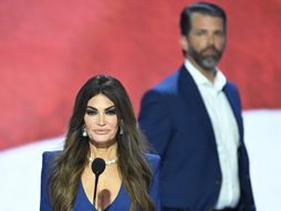 Kimberli Gilfoj i Donald Tramp Mlađi