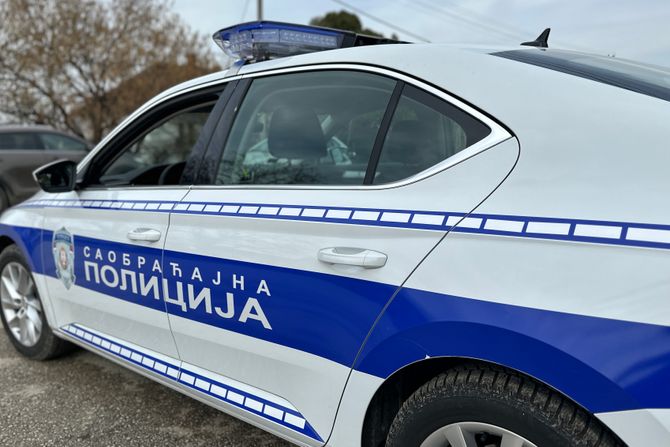 Policija pokrivalica