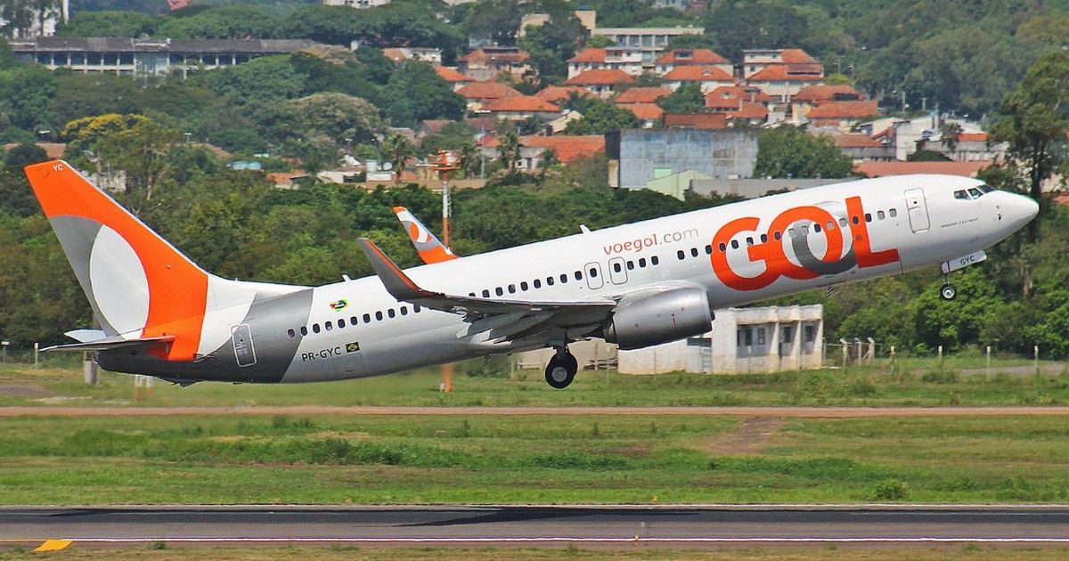 Sudar Boinga tokom poletanja sa aerodromskim vozilom u Rio de Žaneiru