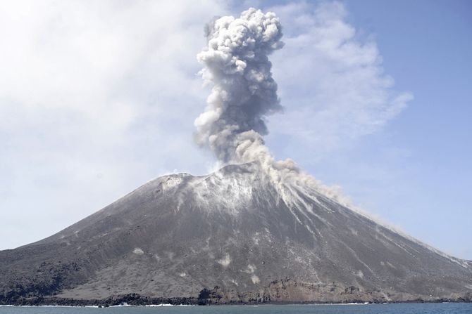 Vulkan Anak Krakatau