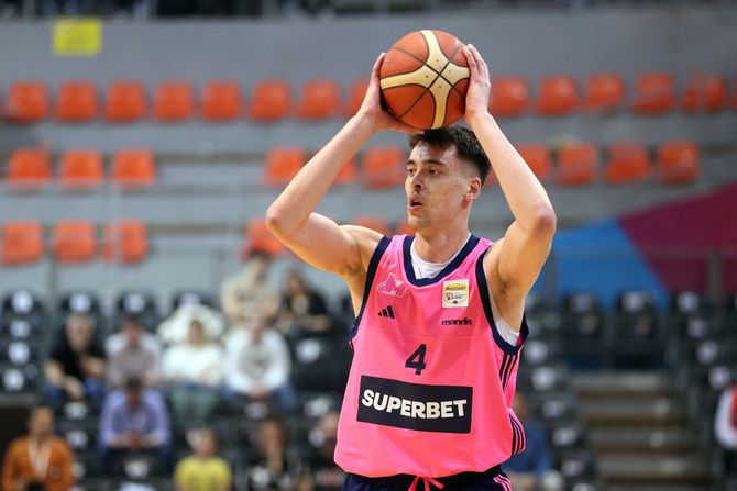 KK Mega - KK Dunav Stari Banovci KK Mega - KK Dunav Stari Banovci