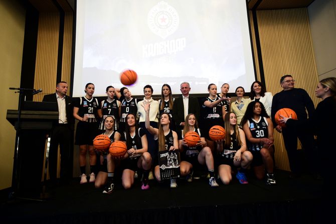 Promocija kalendara zenskog Kosarkaškog kluba Partizan za 2025. godinu odrzana je u hotelu Hilton