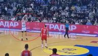 Sin srpskog košarkaša debitovao za Partizan i oduševio Grobare sa pola terena, ali potez niste videli na TV-u