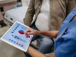 holesterol, visok holesterol, rizik od povećanog holesterola, dijagnoza, pregled kod lekara, lekar, doktor