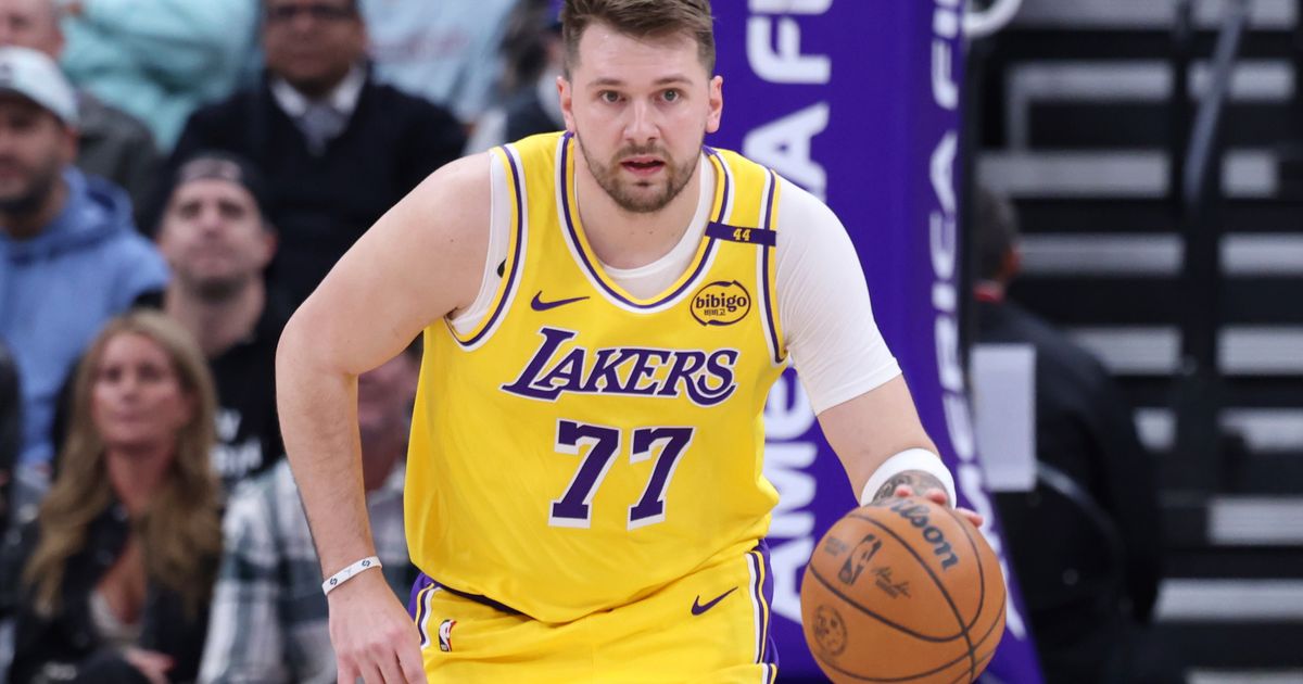 Veče NBA osvete! Prvi sudar Luke Dončića i Mavsa posle sramnog trejda: Evo gde gledati meč LA Lejkers - Dalas