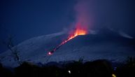 Eruptirao najveći vulkan u Evropi, šire se snimci: Crni pepeo izazvao haos, aerodrom zatvoren