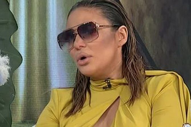 Ana Nikolić Ana Nikolić