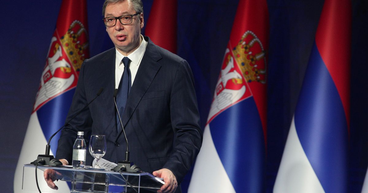 Vučić: Zahvalan sam Lavrovu što je osudio pokušaj obojene revolucije u Srbiji