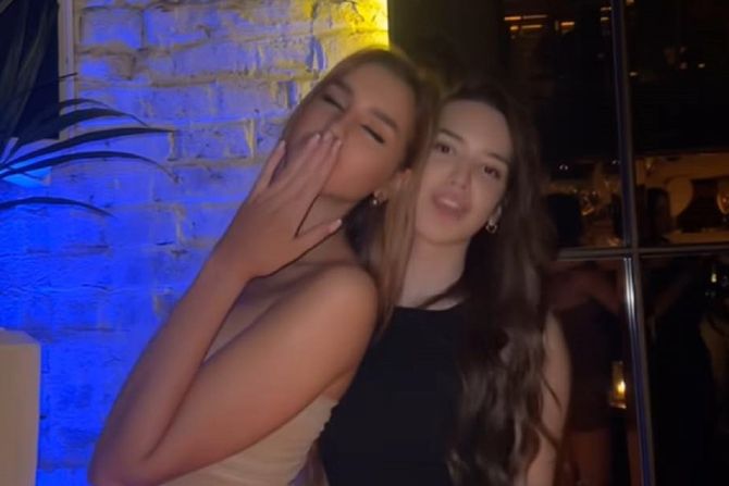 Hana Ikodinović Lara Čolić Hana Ikodinović Lara Čolić