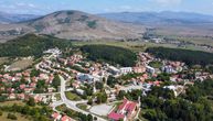 Živahno mesto u BiH se pretvorilo u "grad duhova": Aleksa se iz Beograda vratio da tu živi, sad čeka i bebu