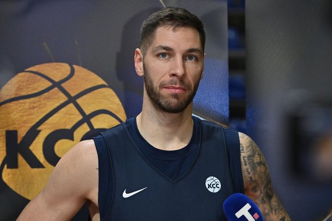 Trening košarkaške reprezentacije Srbije Trening košarkaške reprezentacije Srbije