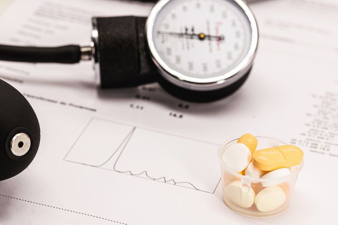 Pregled, visoki krvni pritisak, hipertenzija , lekovi za hipertenziju Pregled, visoki krvni pritisak, hipertenzija , lekovi za hipertenziju
