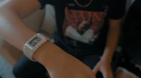 Tom Brejdi, sin, sat