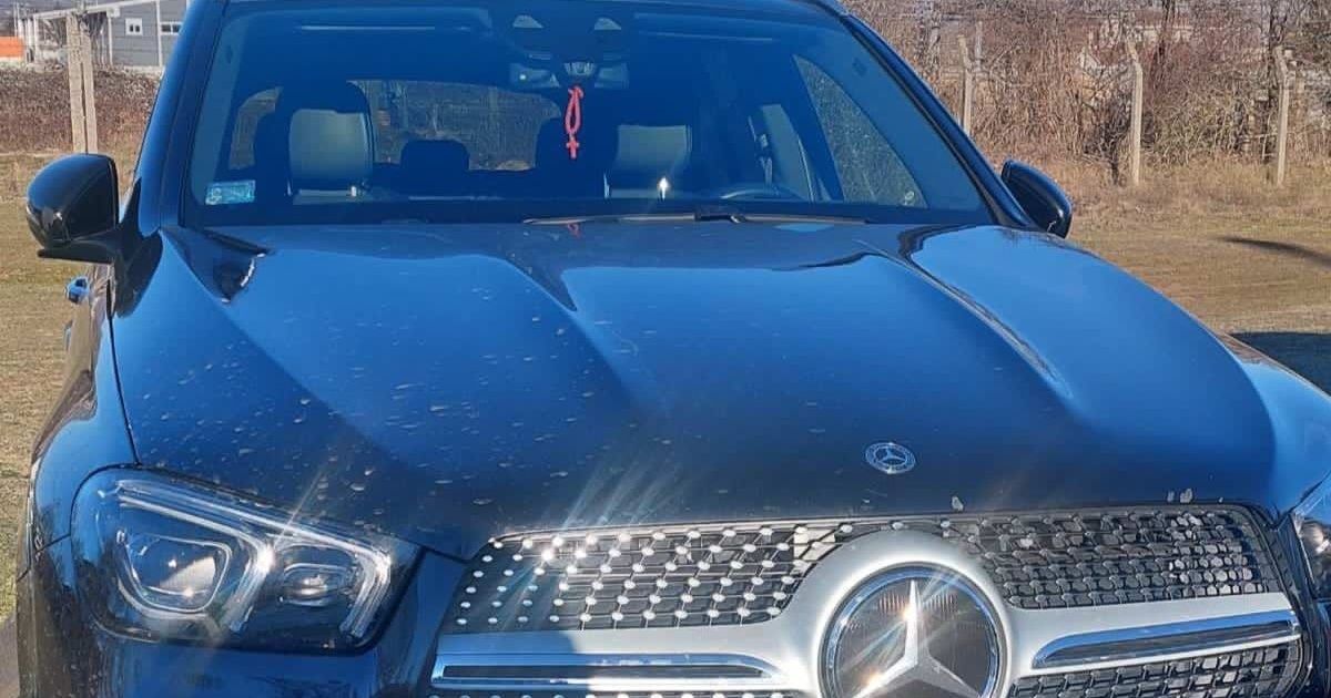 Luksuzni "mercedes" sa srpskim tablicama oduzet u Nikšiću: Usledili brojni pretresi širom zapadne Crne Gore