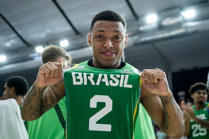 Jago dos Santos - košarkaška reprezentacija Brazila Jago dos Santos - košarkaška reprezentacija Brazila
