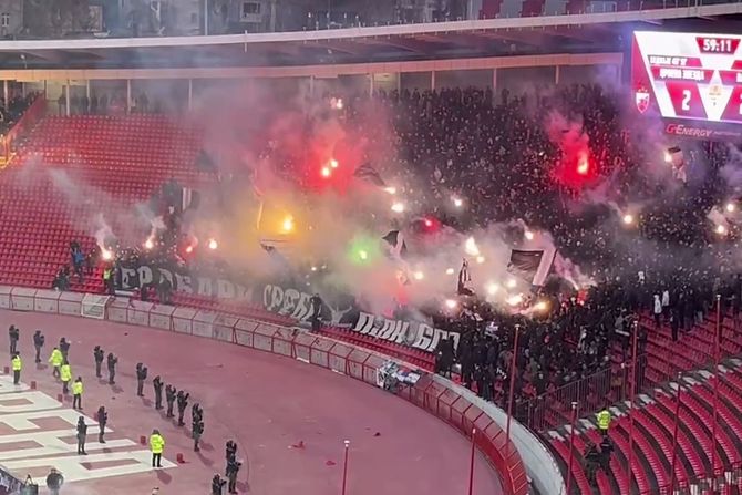 Grobari, bakljada, FK Crvena zvezda - FK Partizan