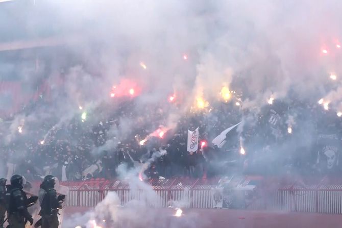 Grobari, FK Crvena zvezda - FK Partizan